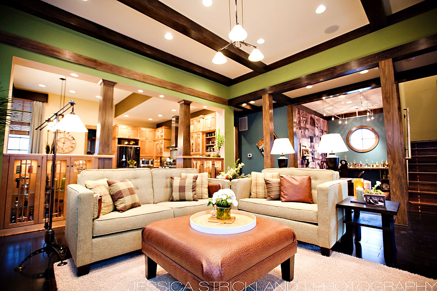 EXTREME HOME MAKEOVER - Jessica Strickland, International Fine Art and ...